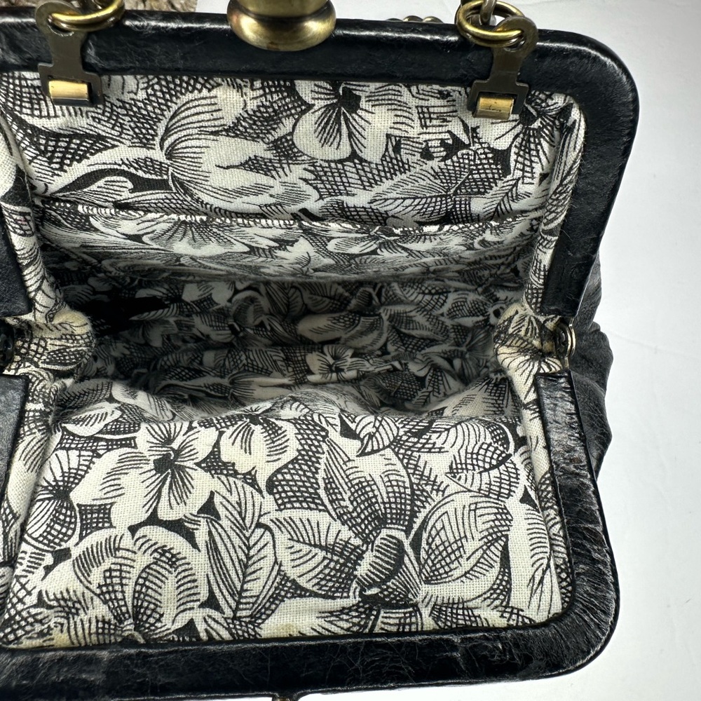 Hobo Int. Black Leather Kiss Lock Crossbody‎ Bag Chain Strap Floral Lining - Picture 9 of 13